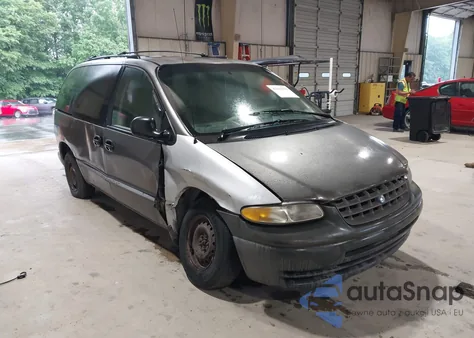 1998 Plymouth Voyager из США, поврежденный, VIN 2P4FP2536WR814152